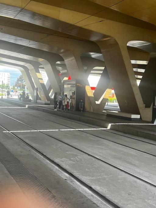 Un Charmant Studio Pres Tramway Thiais Εξωτερικό φωτογραφία