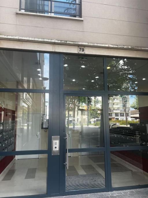 Un Charmant Studio Pres Tramway Thiais Εξωτερικό φωτογραφία